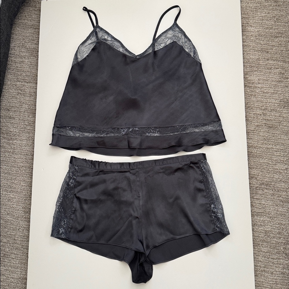Victoria’s Secret Satin/Lace Cami Set M